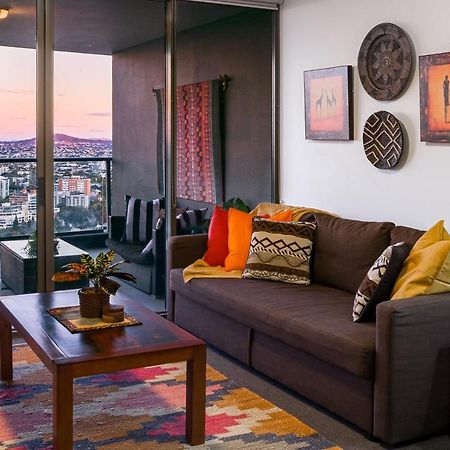 African Escape On Level 38 - Balcony With Views Брісбен Екстер'єр фото